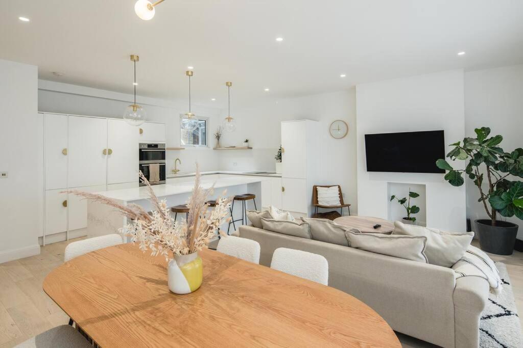 Elegant 2 Bedroom In Fulham Apartamento